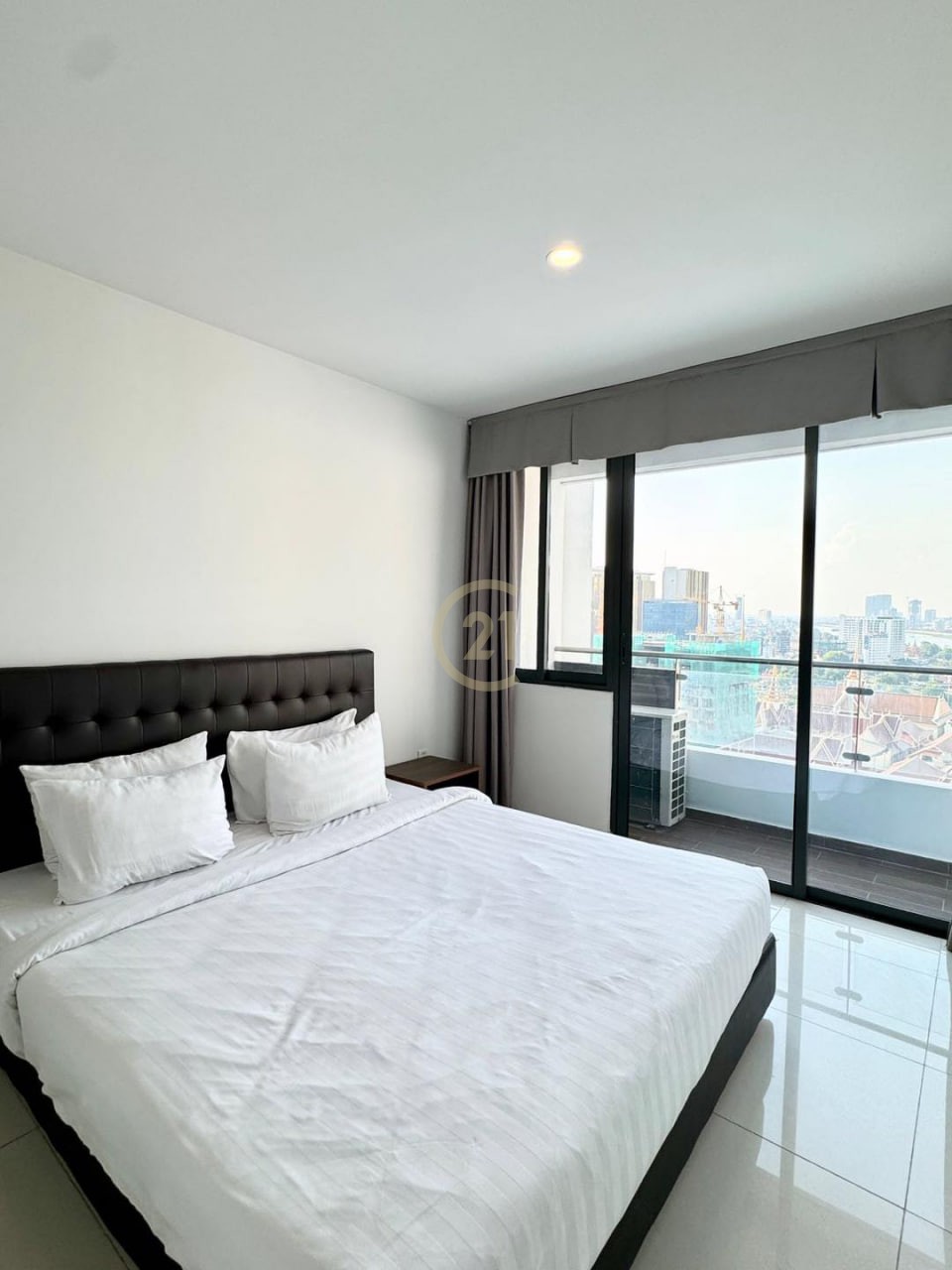 Brand New 1 Bedroom for rent at Tonle Bassac