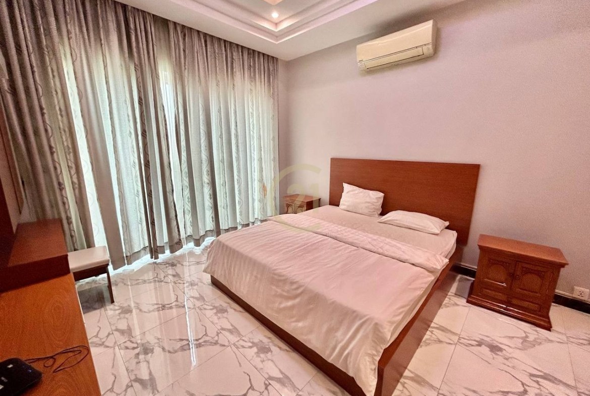 2 Bedroom For Rent At Psar Derm Thkov
