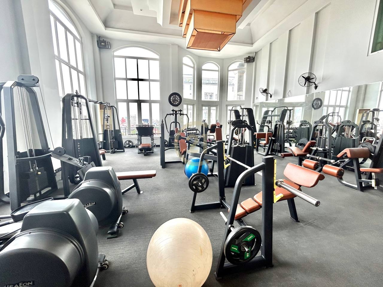 2 Bedroom For Rent At Psar Derm Thkov