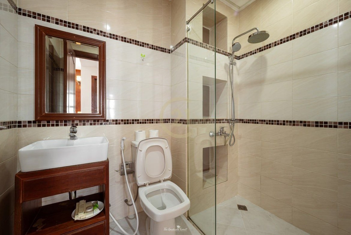 Modern 1 Bed Apartment for rent at TTP