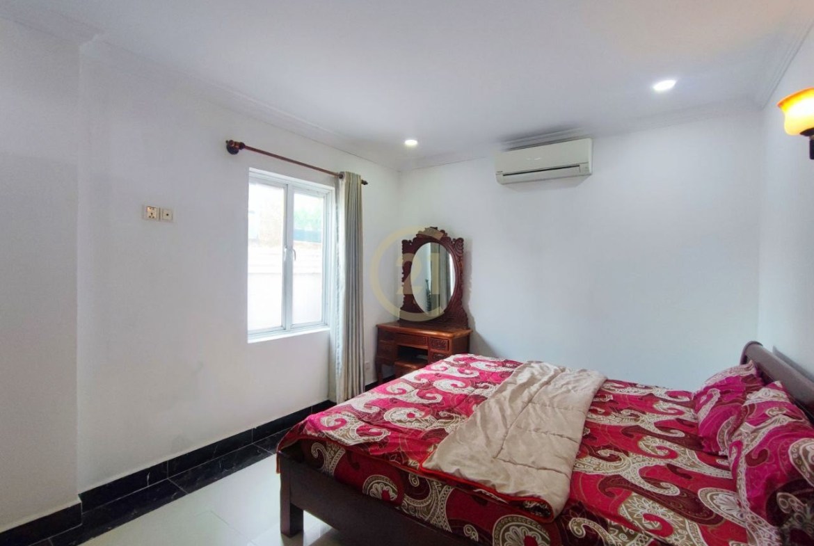 2 Bedroom For Rent At Toul Tompung