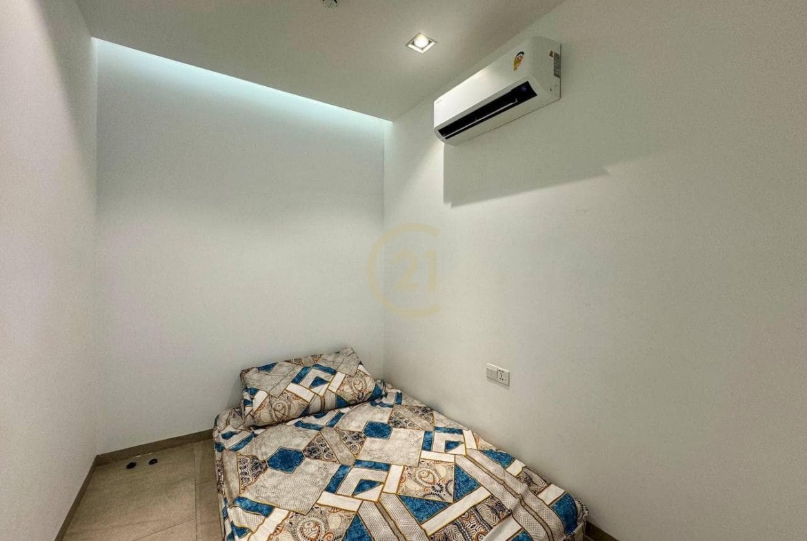 Nice 2 Bed Condo for rent at Mean Chey