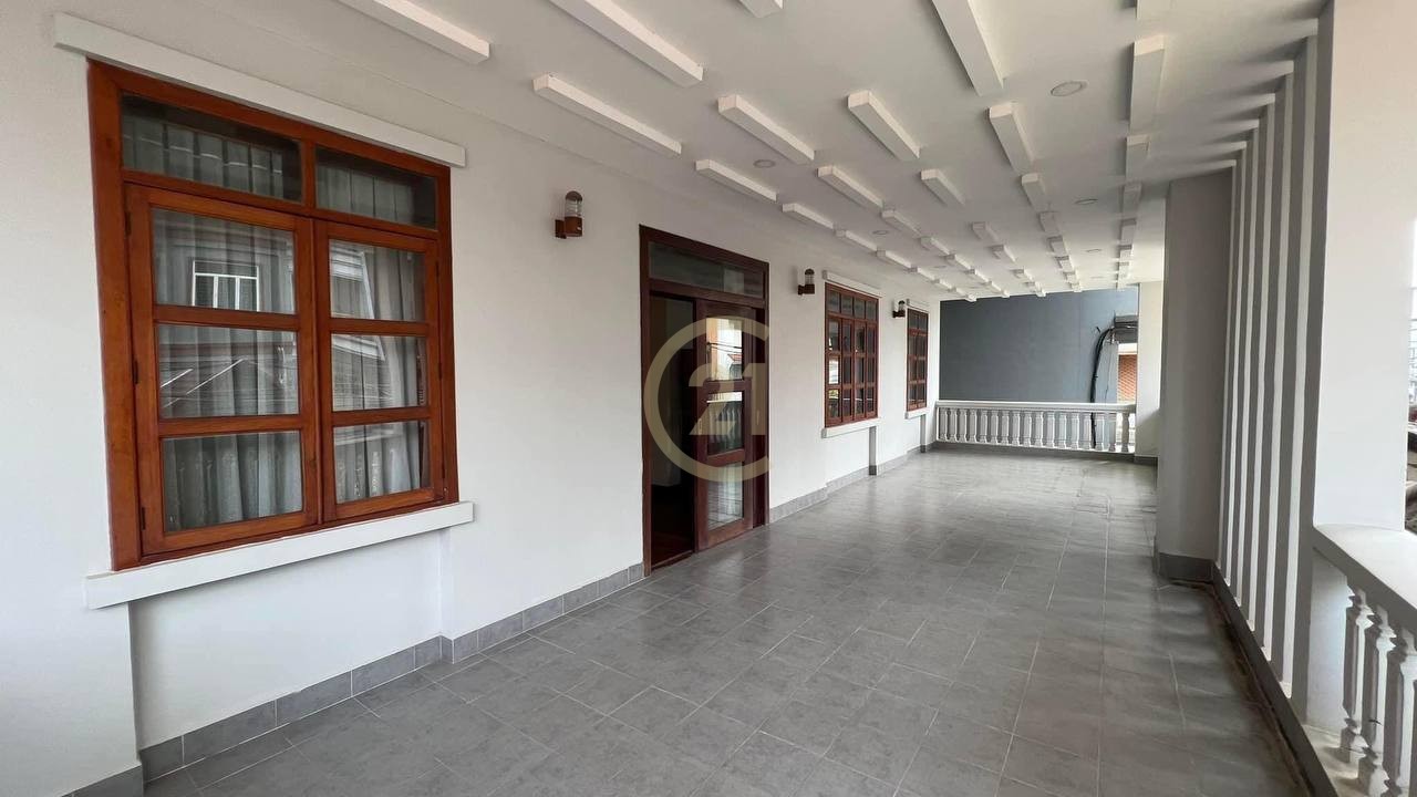 2 Bedroom For Rent At Toul Tompung