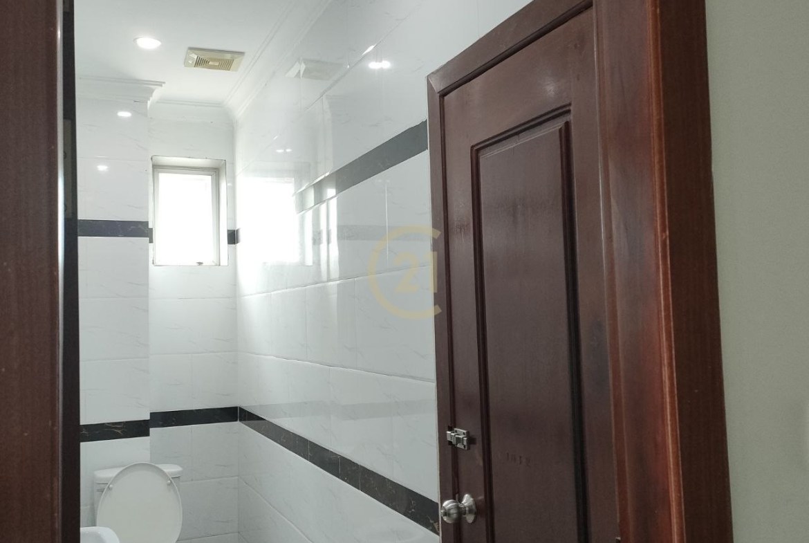 2 Bedroom For Rent At Toul Tompung