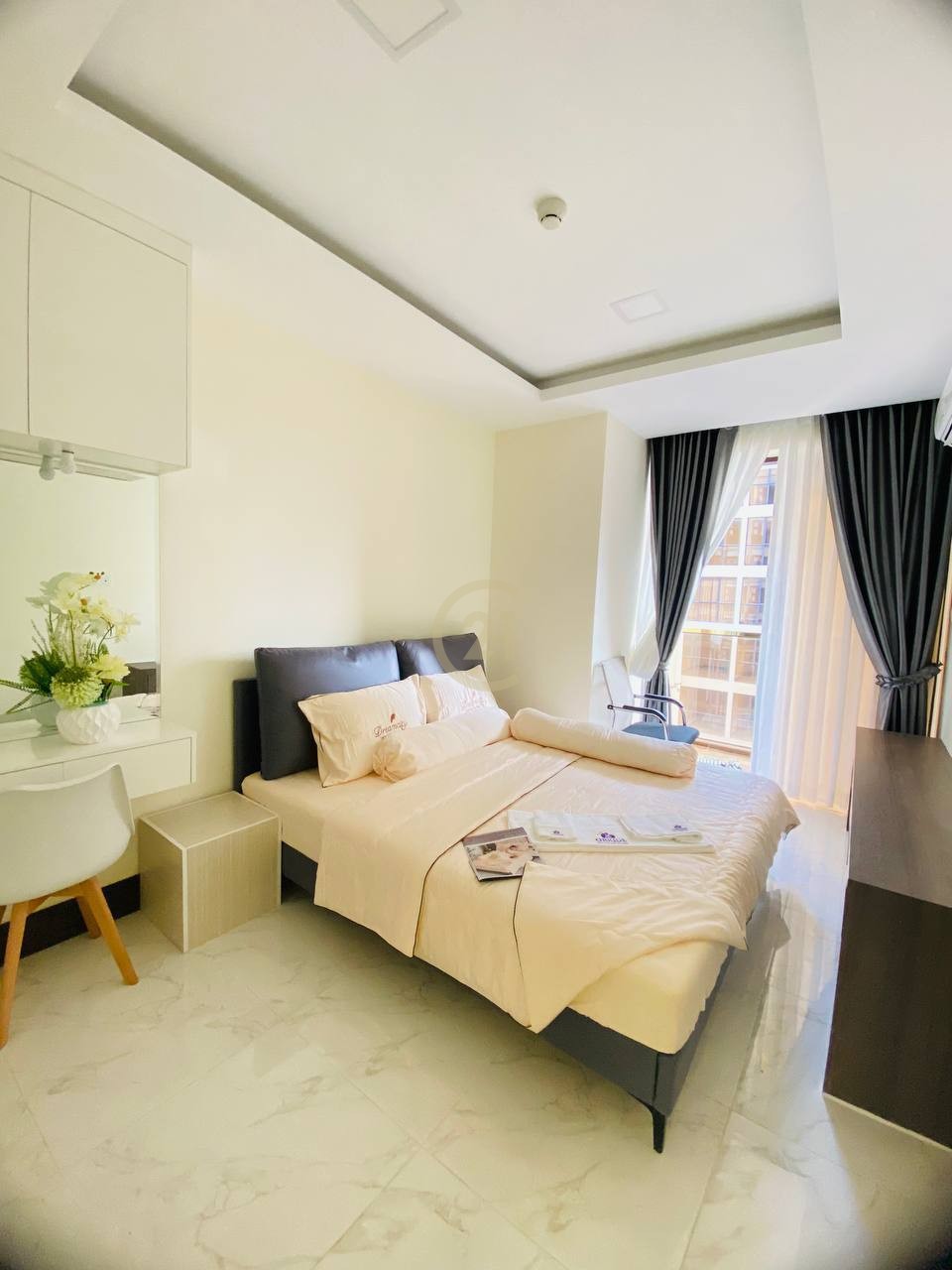 Nice Studio room for rent at St 2004