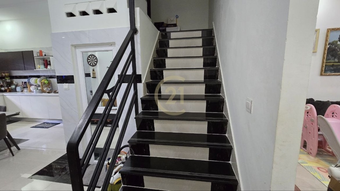 Nice Flat House for SALE at Prey Eng