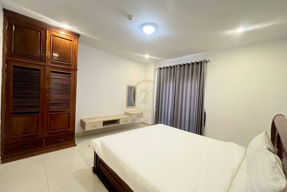 1 Bedroom For Rent At Olympic