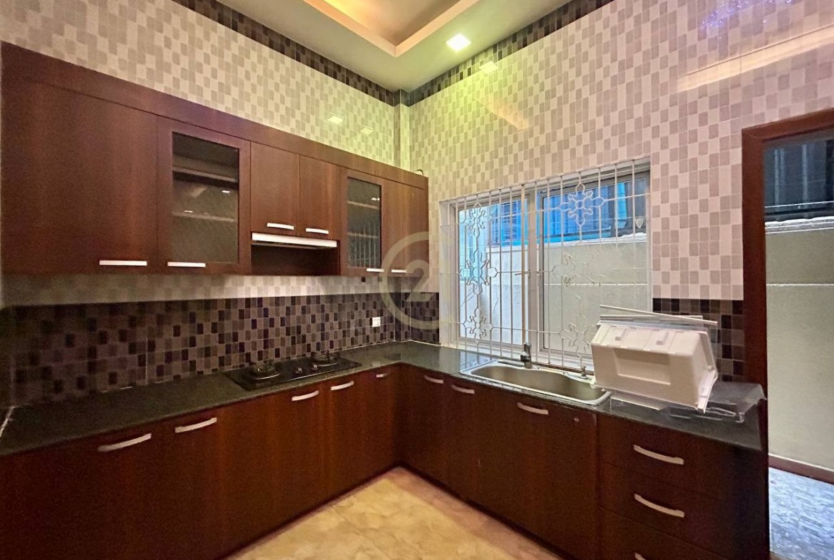 House For Rent At Psar Derm Thkov