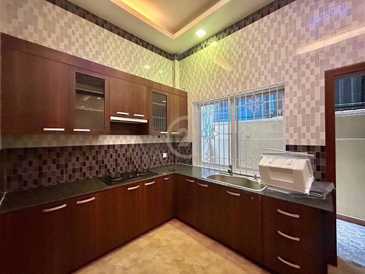House For Rent At Psar Derm Thkov