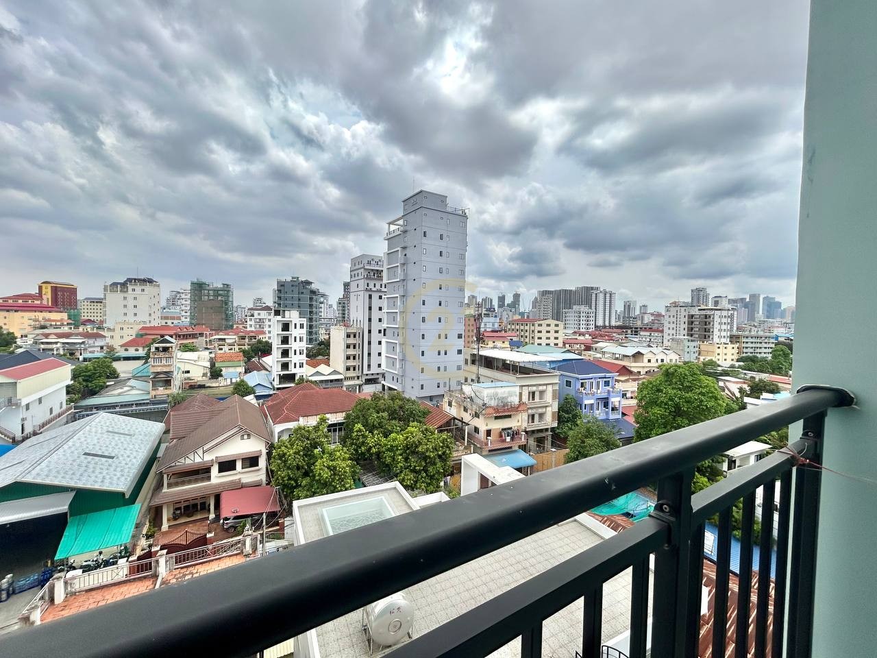 1 Bedroom For Rent At Psar Derm Thkov