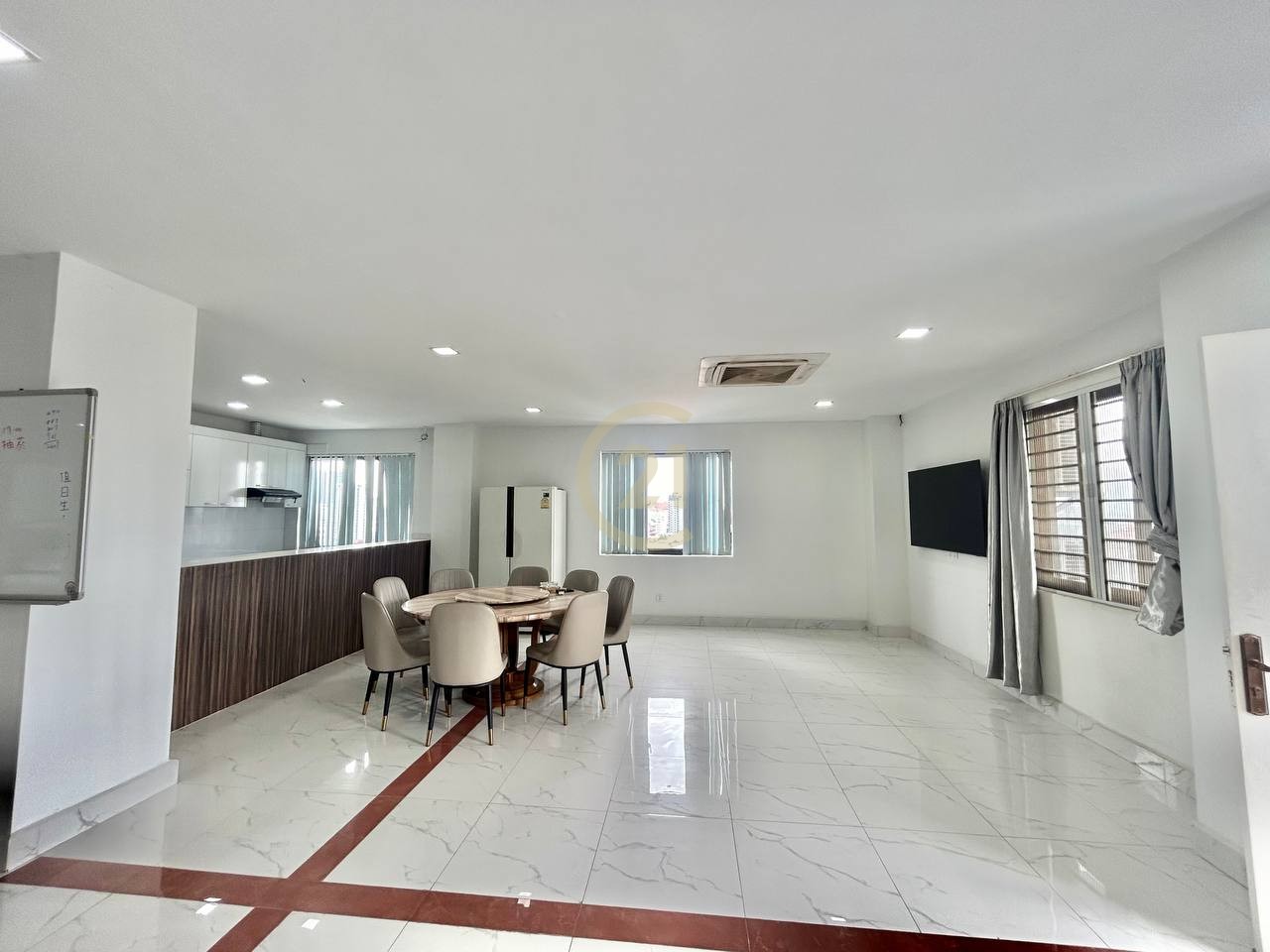 Pent House For Rent At Psar Derm Thkov