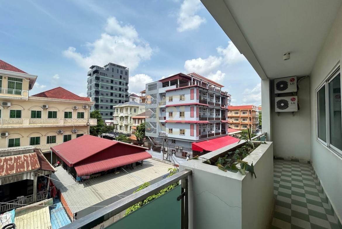 Specious 2 Bedroom for rent at TTP