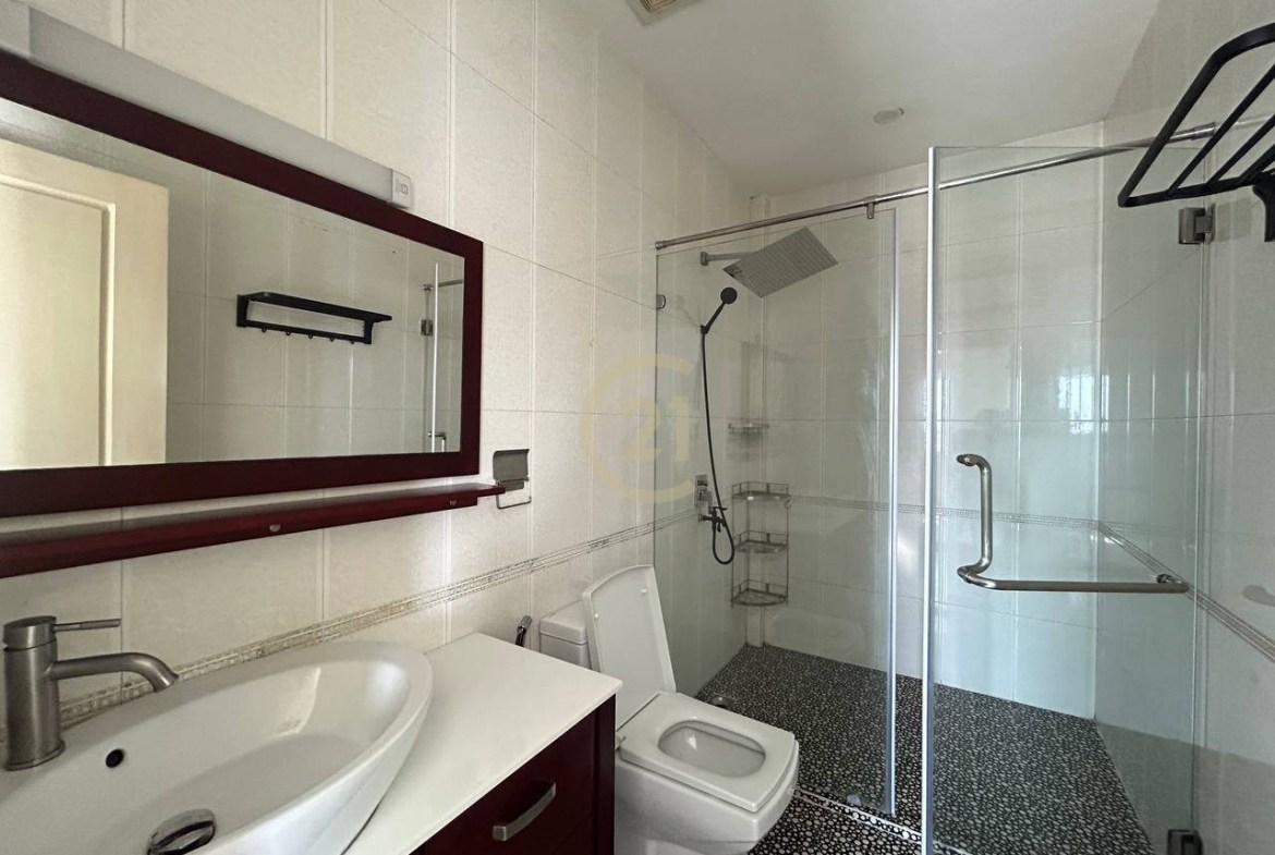 2 Bedroom For Rent At Psar Derm Thkov
