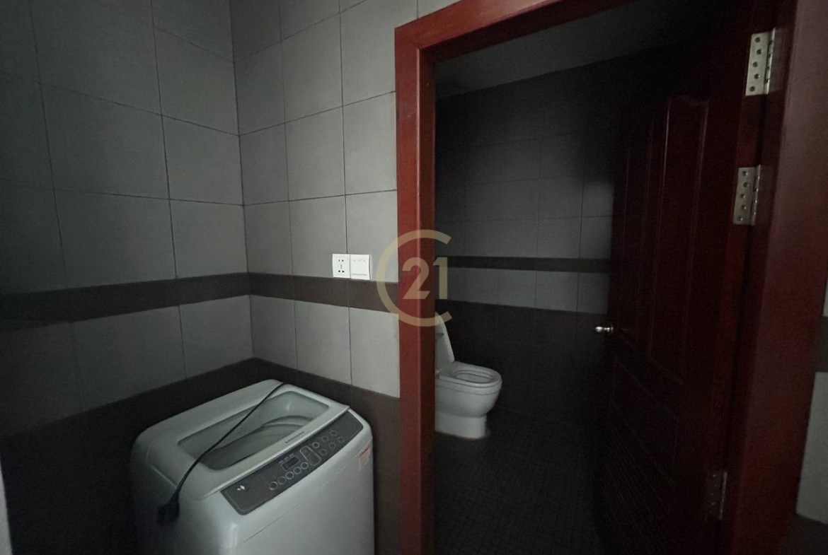 Specious 2 Bedroom for rent at TTP