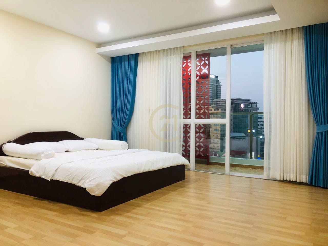 Studio Room Condo for Rent at Olympic