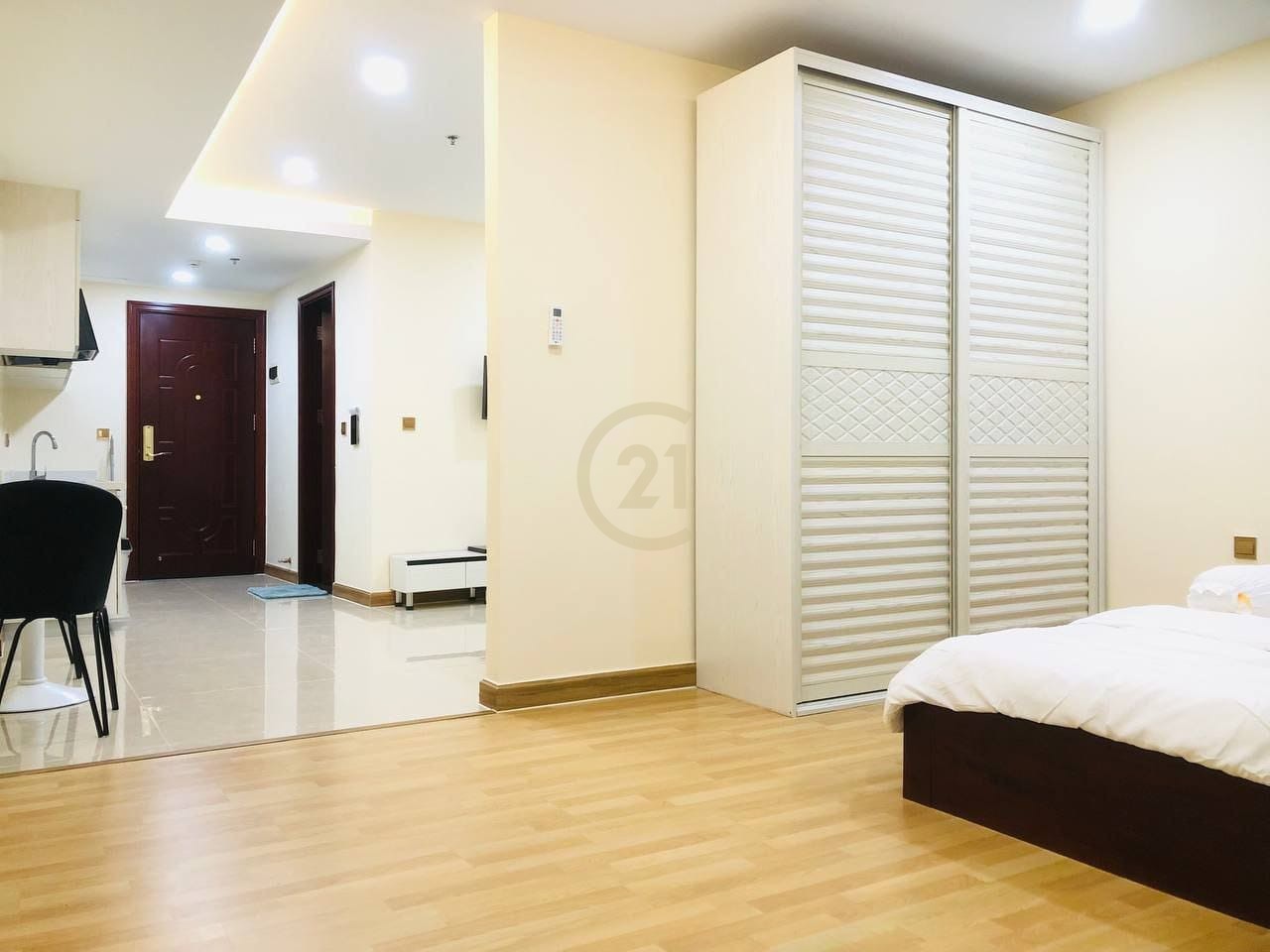Studio Room Condo for Rent at Olympic
