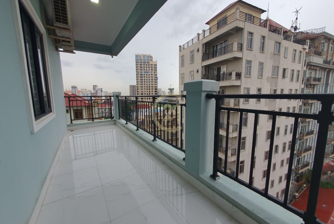 Spacious one bedroom for rent with big balcony