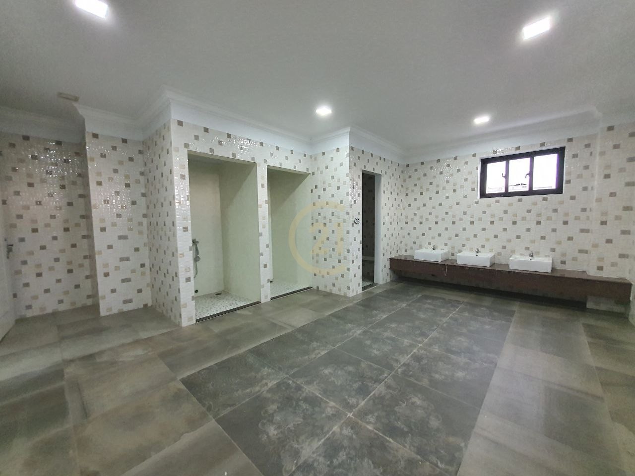 Spacious one bedroom for rent with big balcony