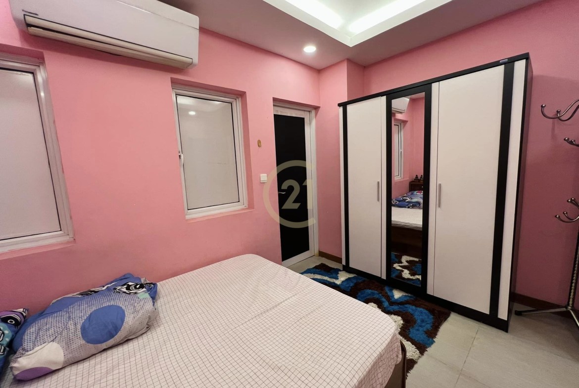 1 Bedroom Condo for Rent at BKK2