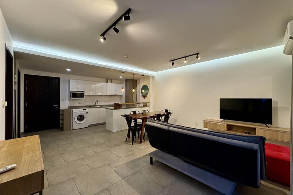 SPECIOUS TWO BEDROOM FOR RENT