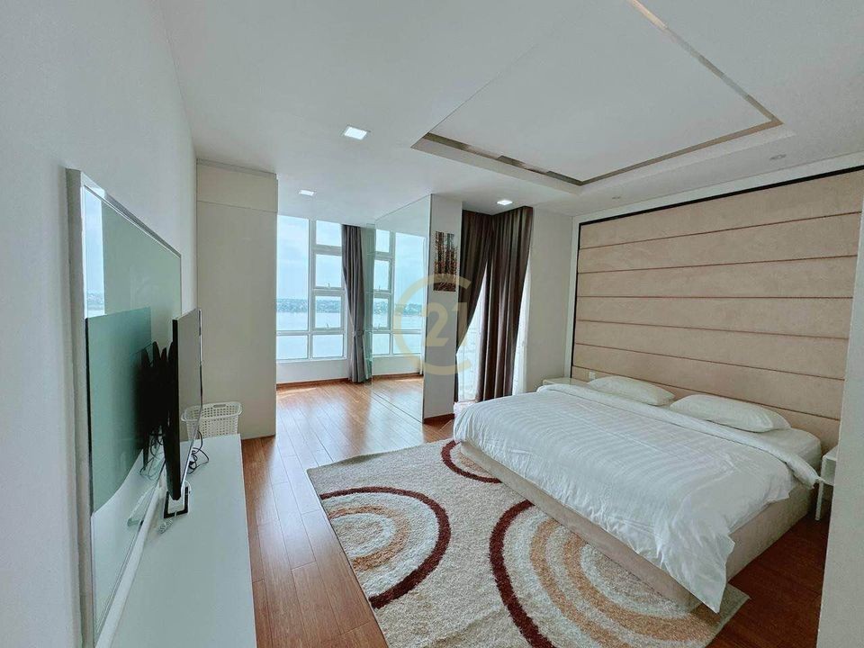 LUXERY TWO BEDROOM FOR RENT