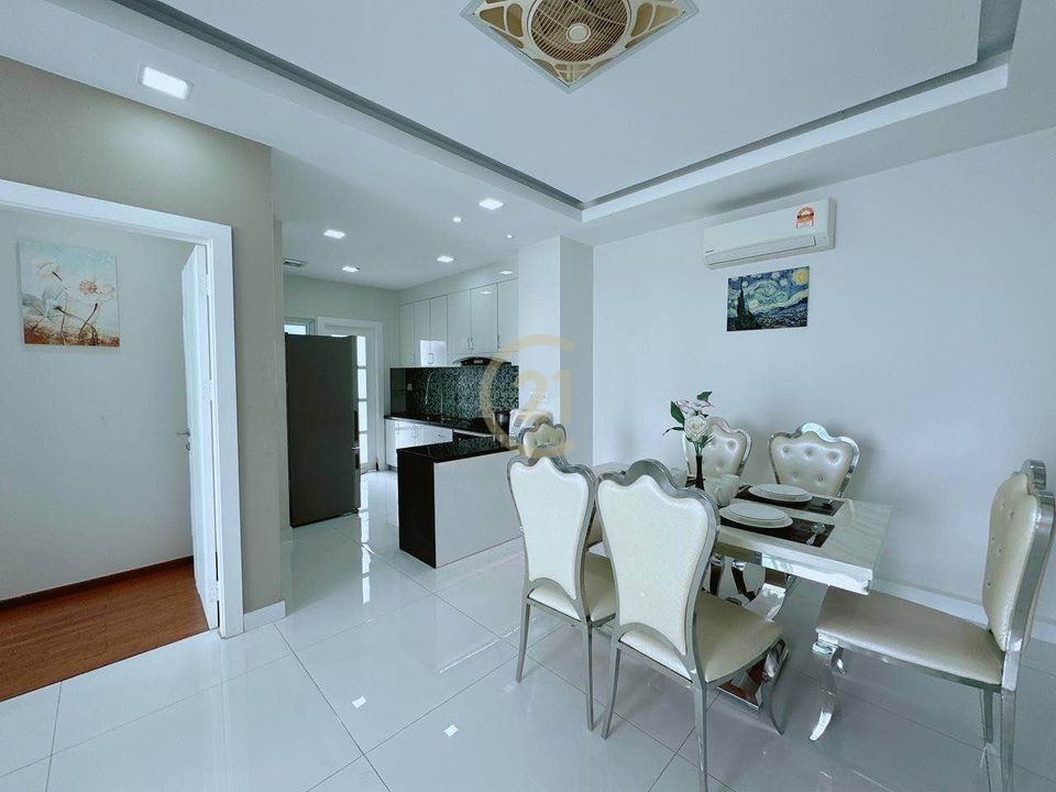 LUXERY TWO BEDROOM FOR RENT