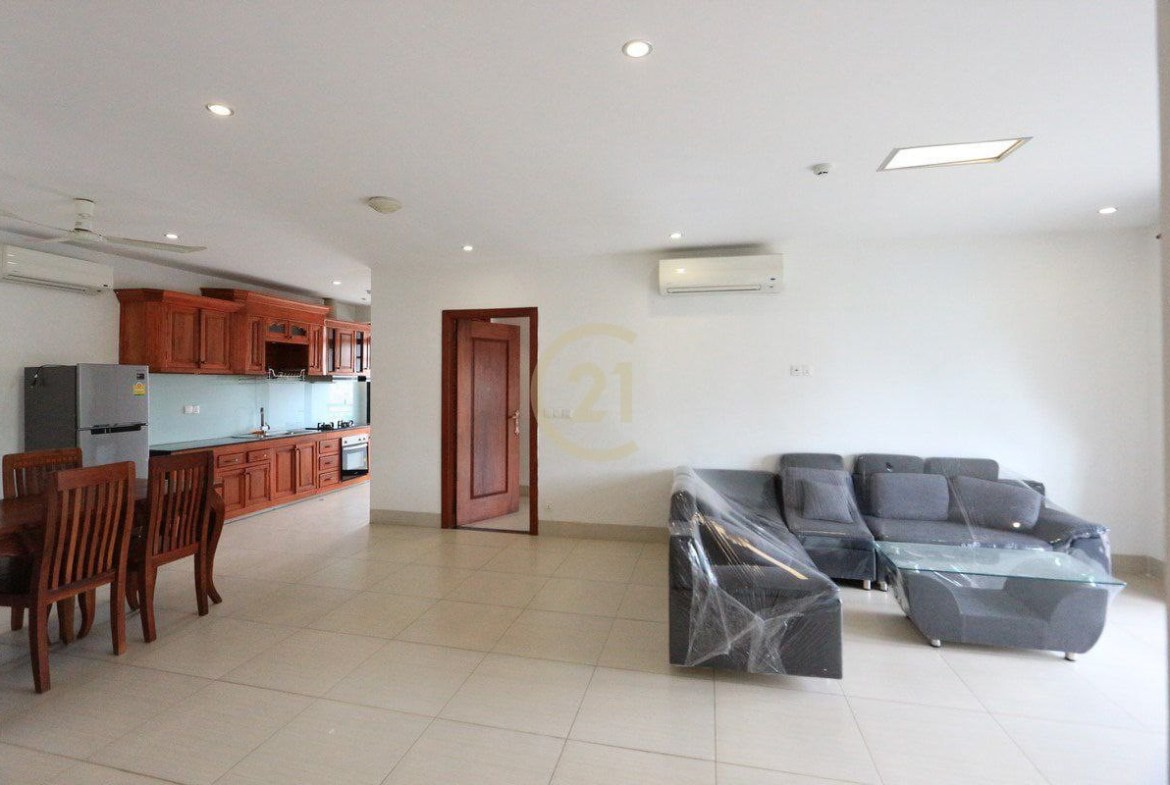 Biggest 2 Bedroom for rent at Russian market