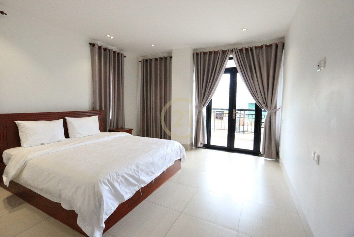 Biggest 2 Bedroom for rent at Russian market