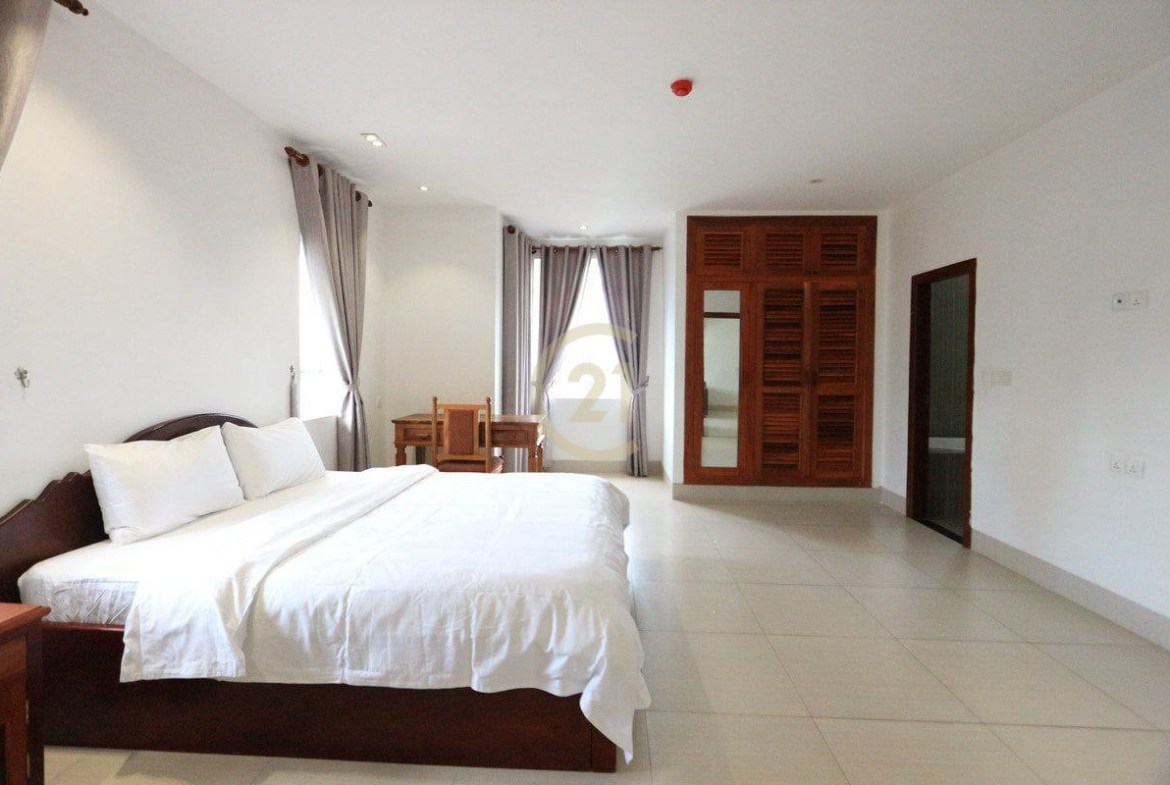 Biggest 2 Bedroom for rent at Russian market