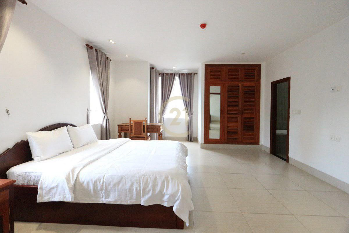 Biggest 2 Bedroom for rent at Russian market