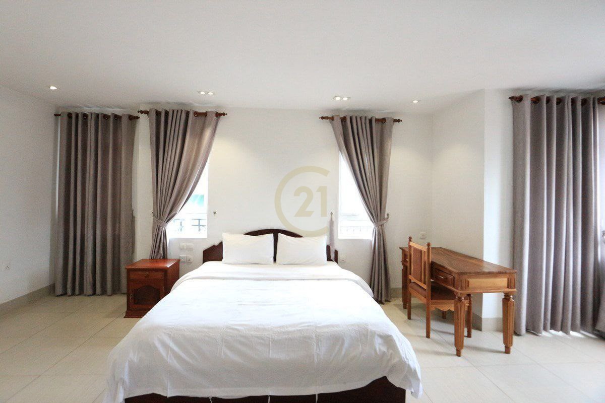 Biggest 2 Bedroom for rent at Russian market