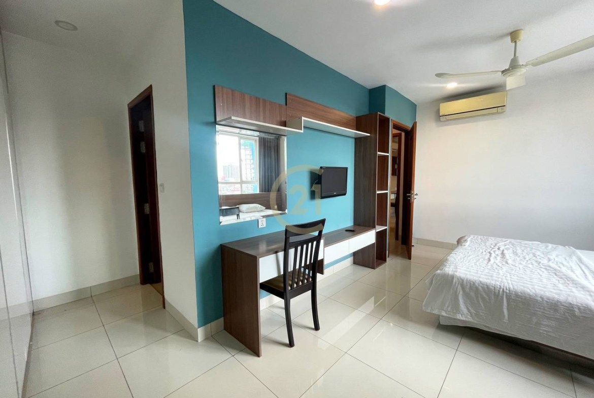 Three bedroom for rent at Chamkamon