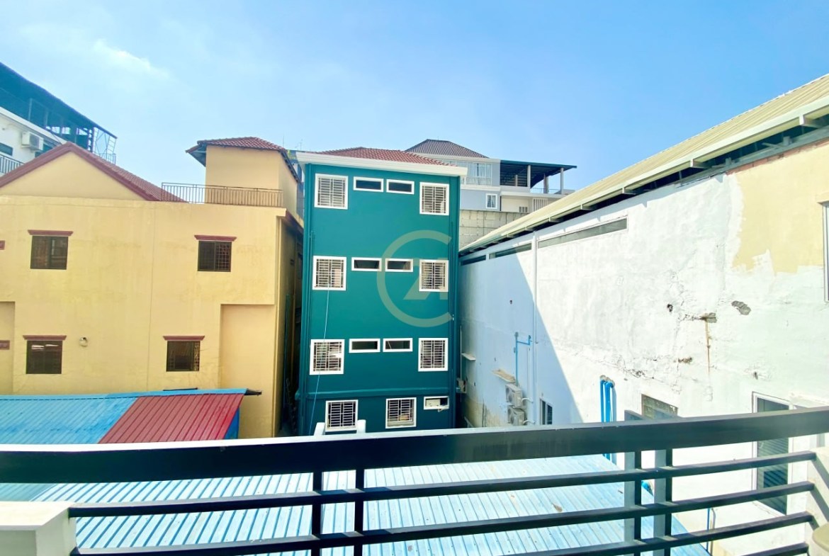 Best Studio for rent at Bkk3