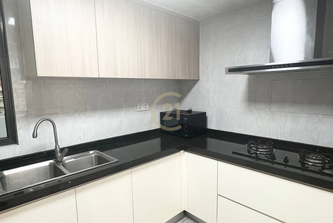 Biggest 3 Bedroom for rent at Toul Kork