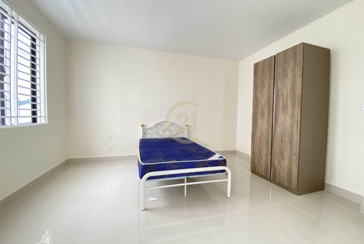 Nice Villa for rent at Peng Hout