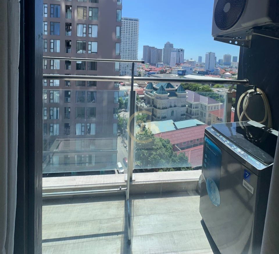 Available one bedroom at TK