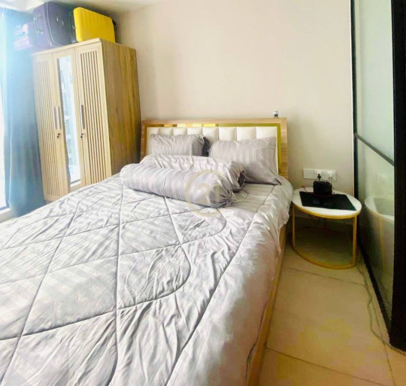 Available one bedroom at TK