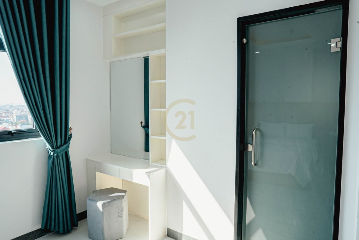 2 Bedroom For Rent At Boeung Trabek