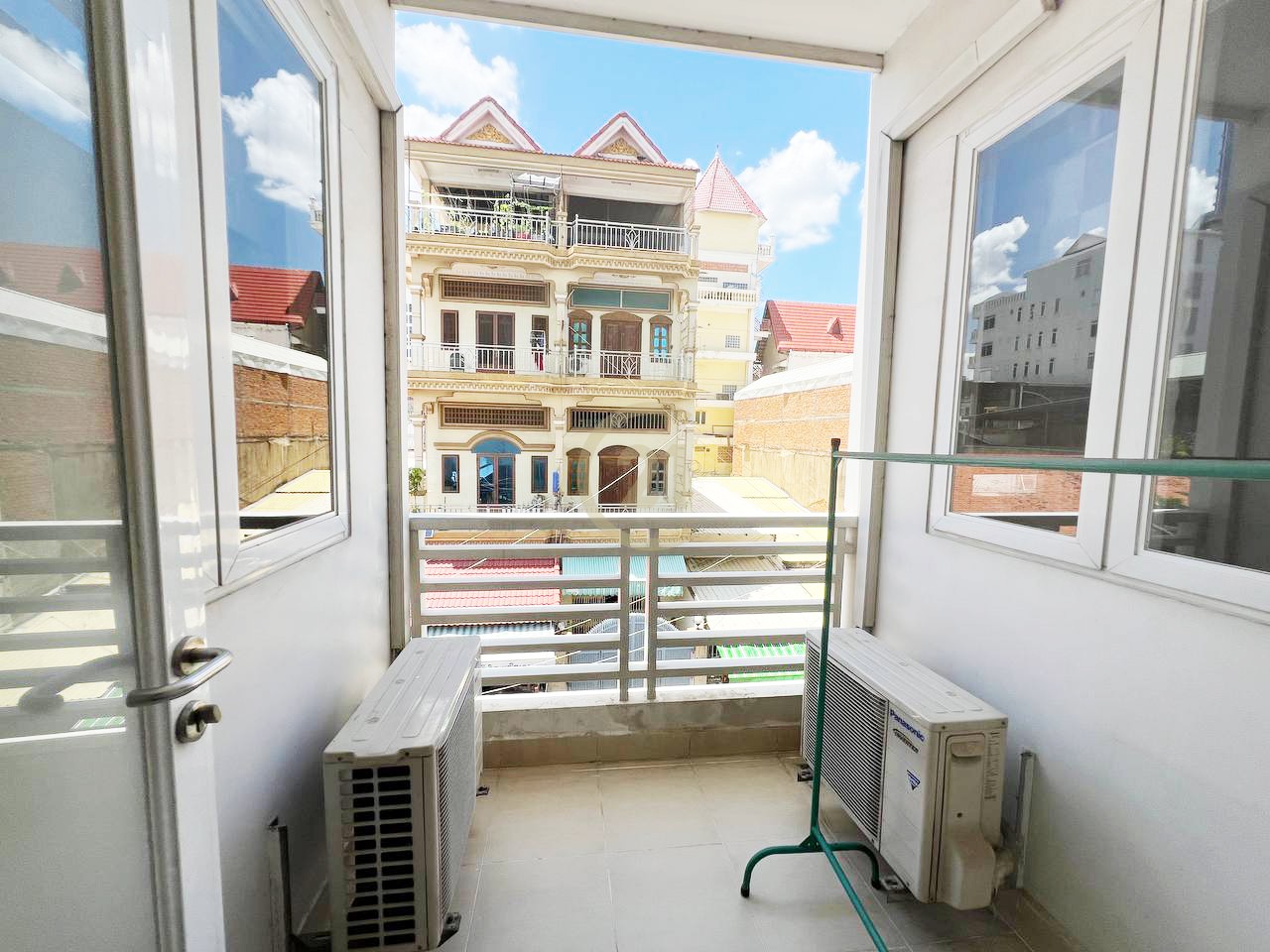 Nice One Bedroom For Rent Near Olympic Stadium