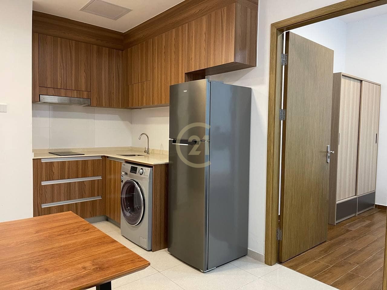 1 Bedroom Condo for rent at The Skyline