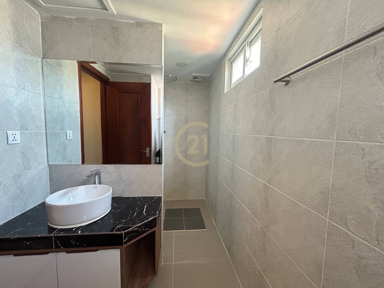 photo_2024-06-04_15-36-03