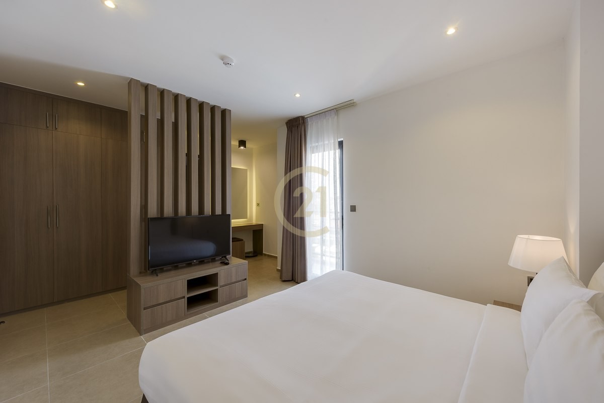 Biggest Three Bedroom for rent at Bkk2