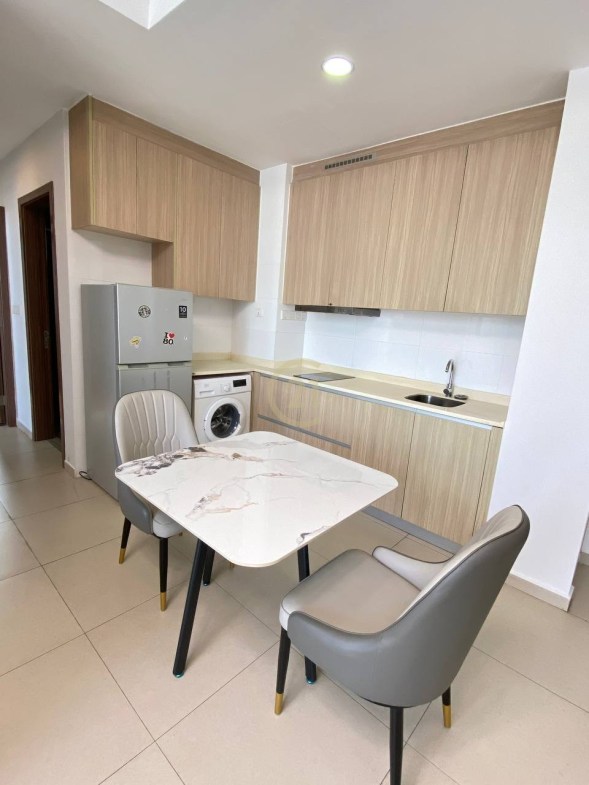 Luxury Two Bedroom for Rent at BKK3