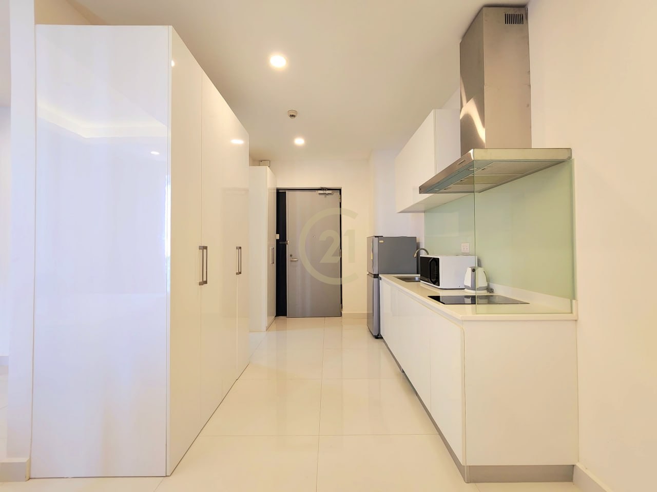 Available studio room for rent at BKK1