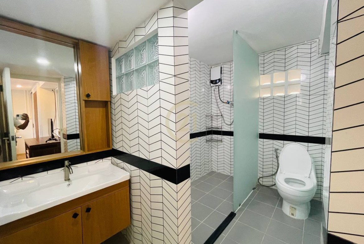 Modern 2 Bedroom for Rent at Doun Penh