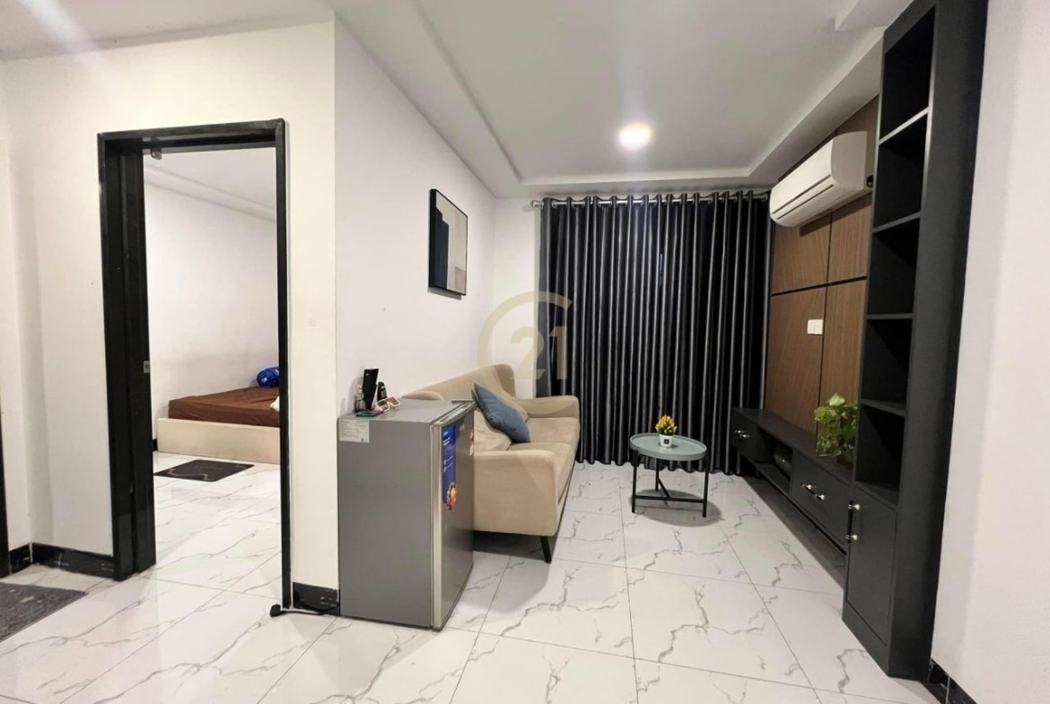 1 Bedroom For Rent at 7 Makara