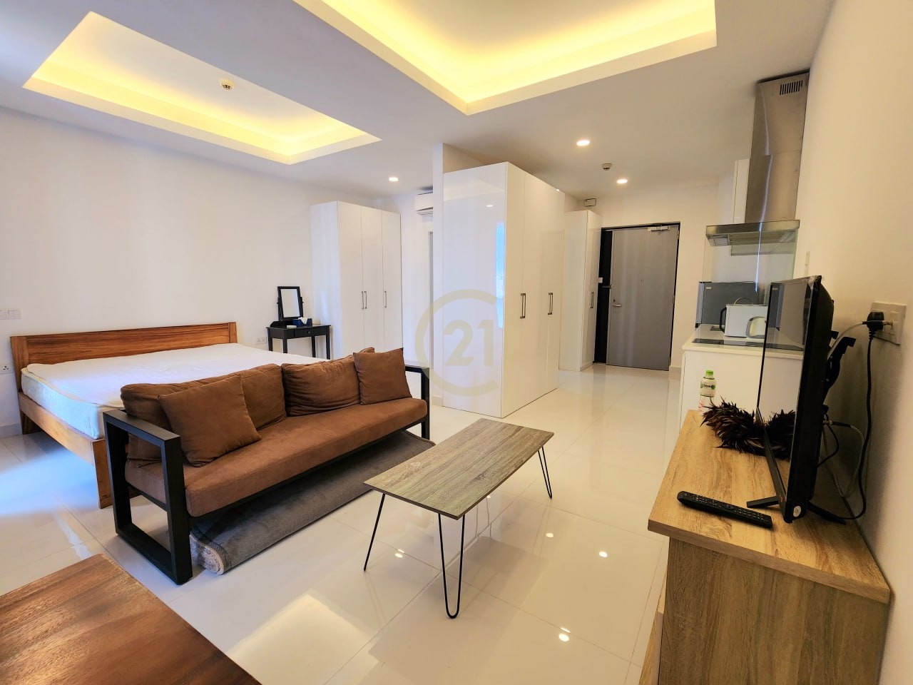 Available studio room for rent at BKK1