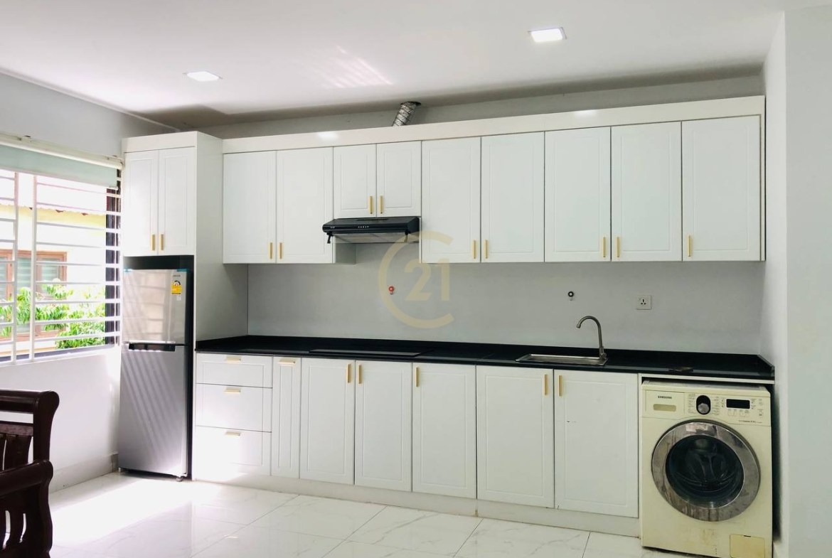 1 Bedroom Apartment for Rent at Phsar DermTkov