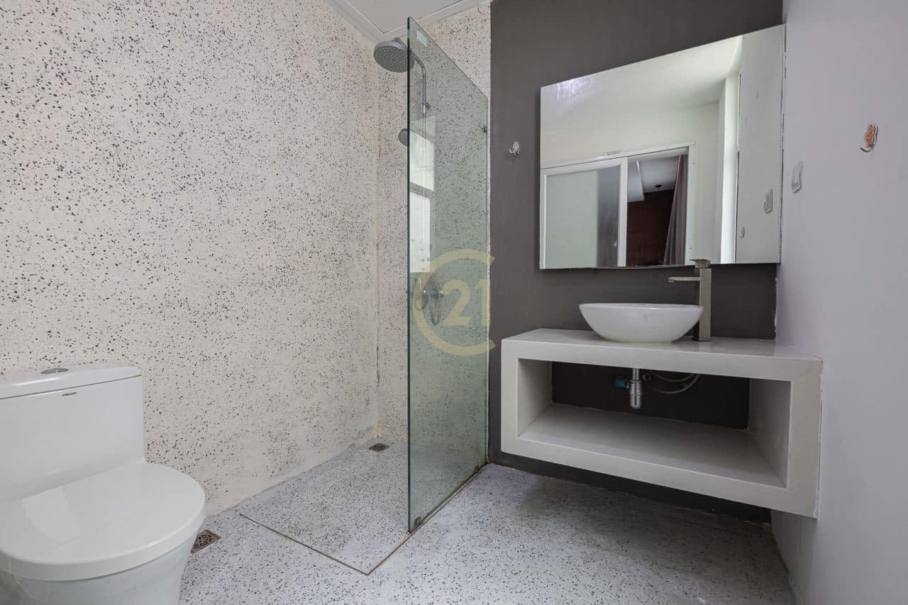 Special Price 2 Bedroom For Rent in BKK3