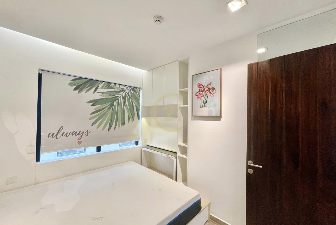VINTAGE TWO BEDROOM FOR RENT